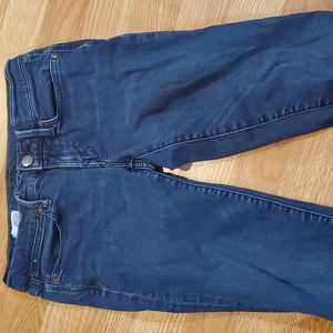 Gap distressd Jeans